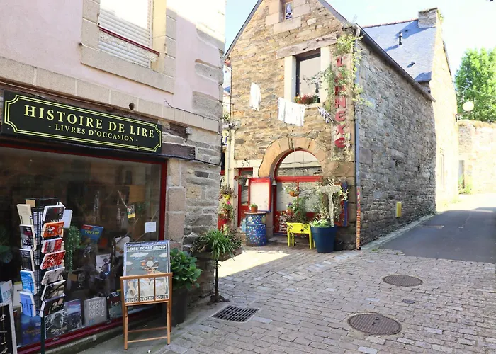 Au Coeur Du Quartier Historique